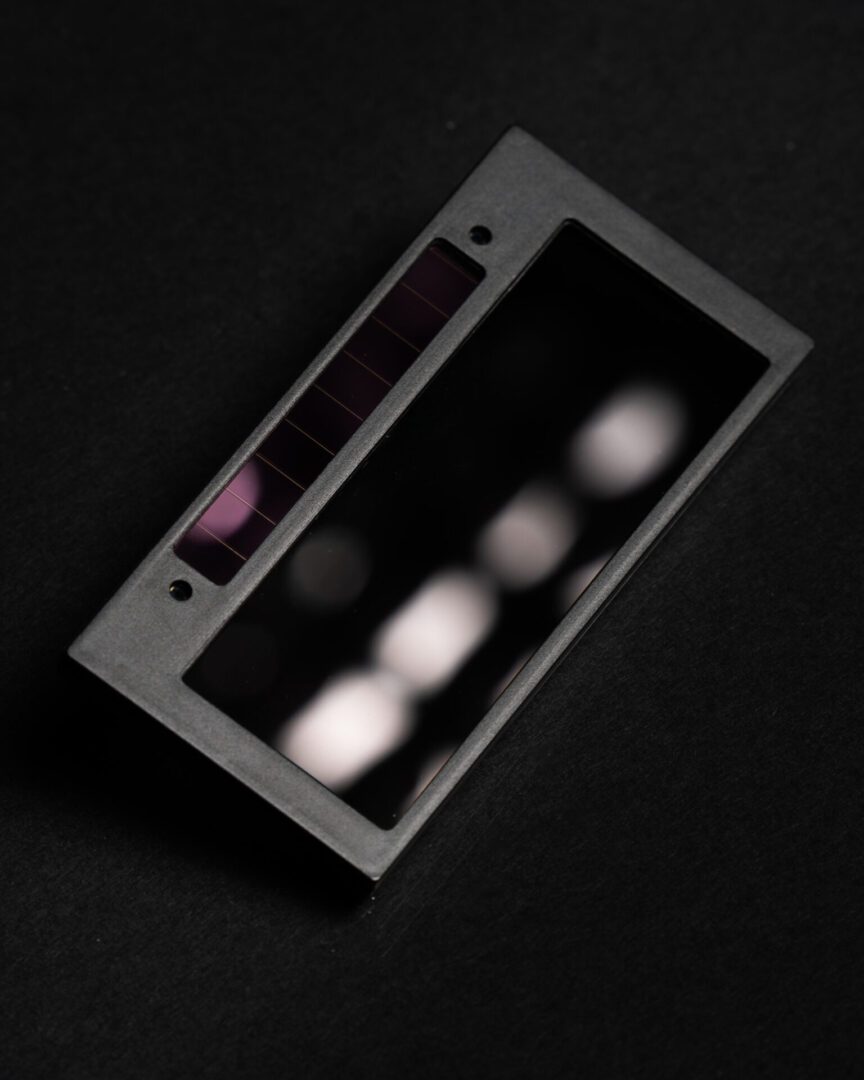 Is this powered by solar energy or do I need to replace the batteries?